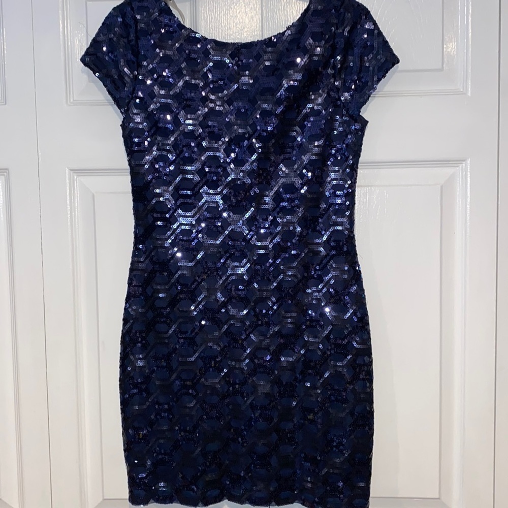 SPEECHLESS size 9 sequin dress